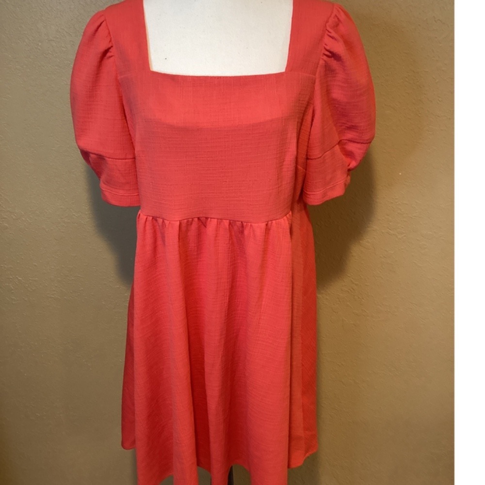 Maison Tara Coral Colored, Square Neck, Puff Sleeve short dress, Size Large